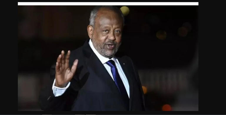 Djibouti: le président Ismaà¯l Guelleh prête serment pour un cinquième mandat